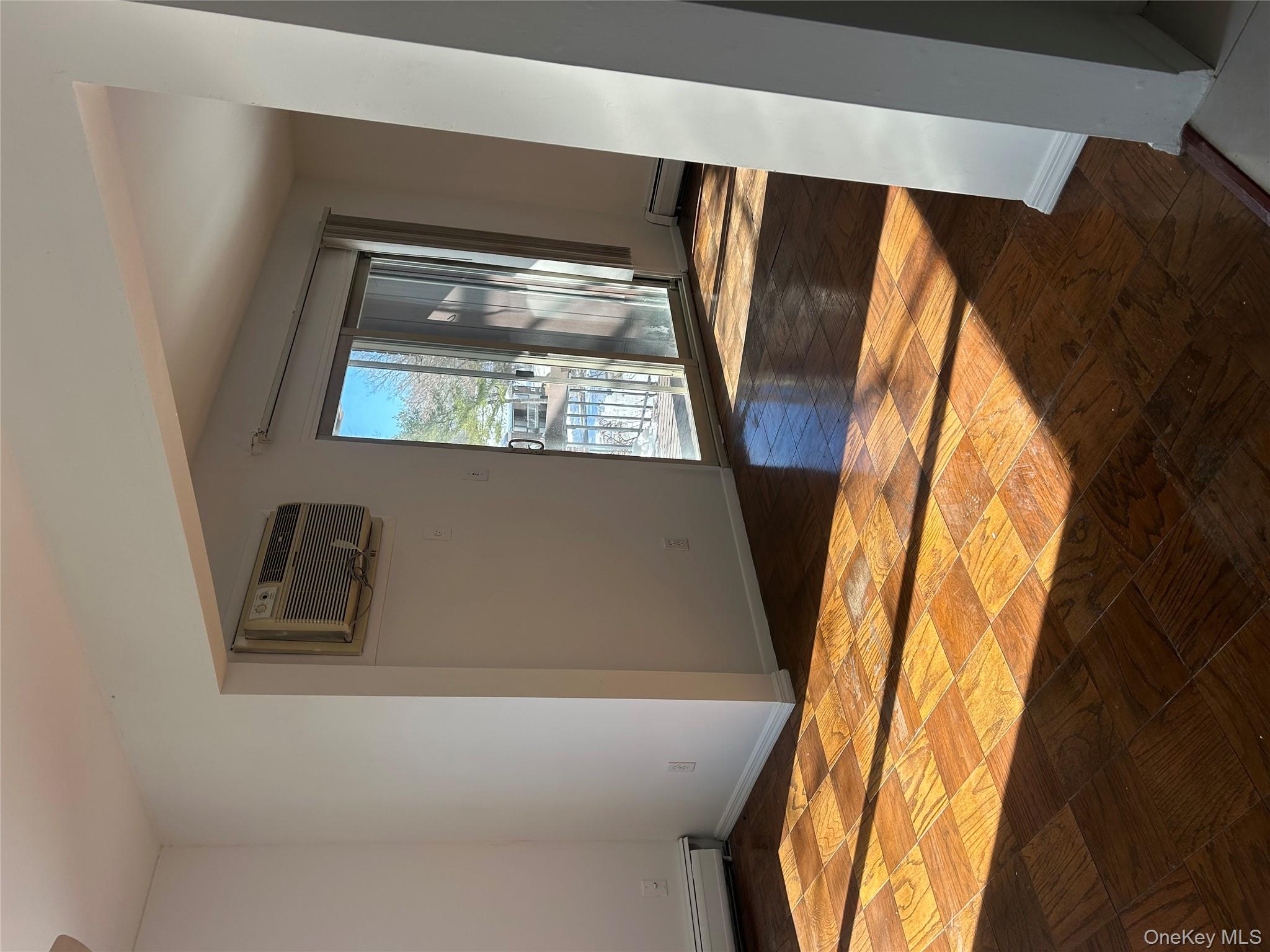 #6 photo, 73 Country Club Lane, Pomona , NY 10970