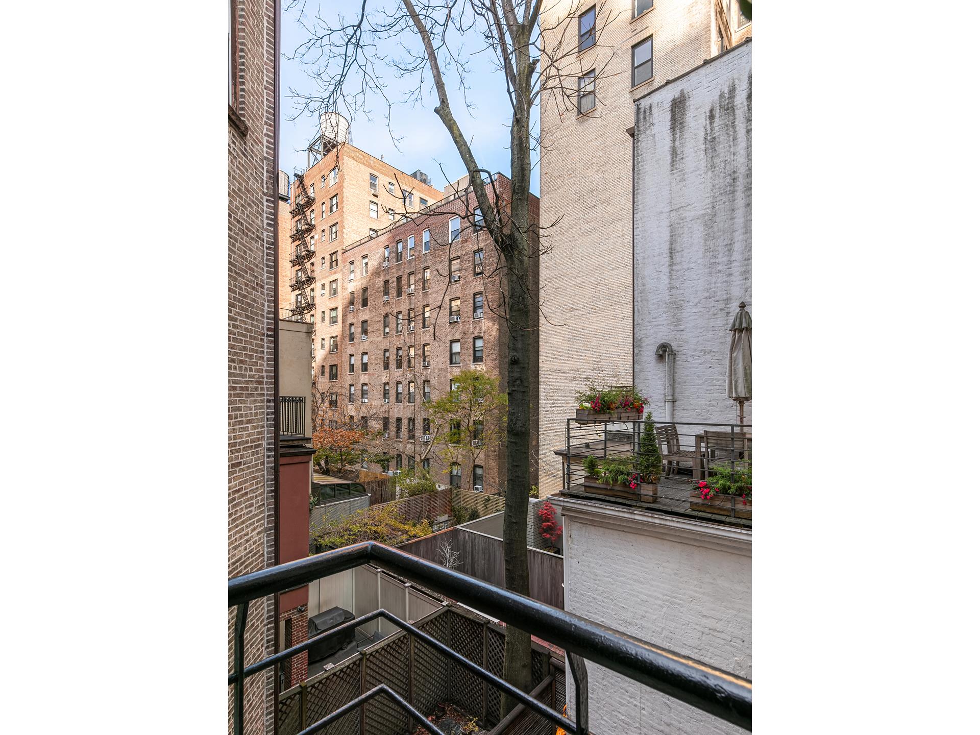 #17 photo, 383 W END Avenue, Upper West Side , NY 10024