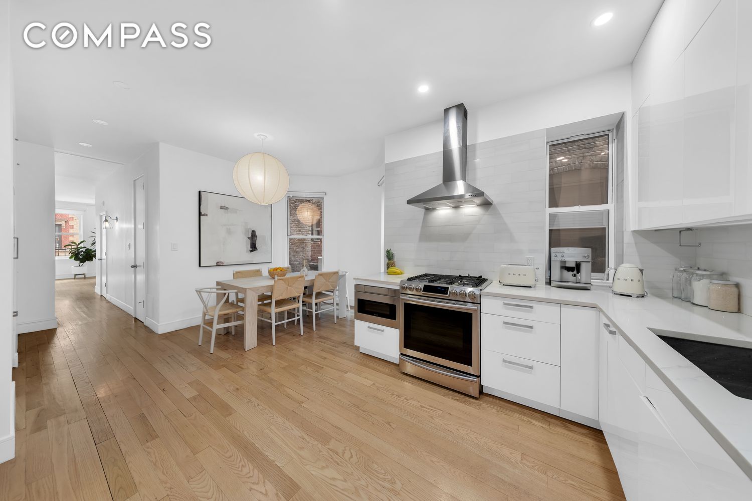 #5 photo, 323 W 11th Street, West Village , NY 10014