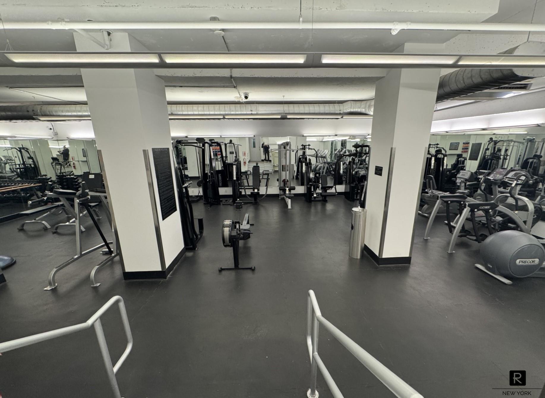 #17 photo, 137 E 36th Street, Murray Hill , NY 10016