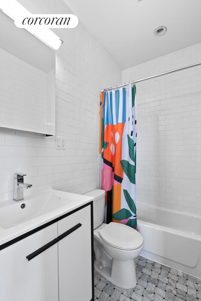 #6 photo, Brooklyn, Bushwick , NY 11221