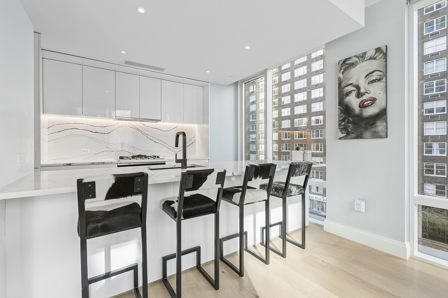 #5 photo, 501 3RD Avenue, मैनहटन Kips Bay , NY 10016