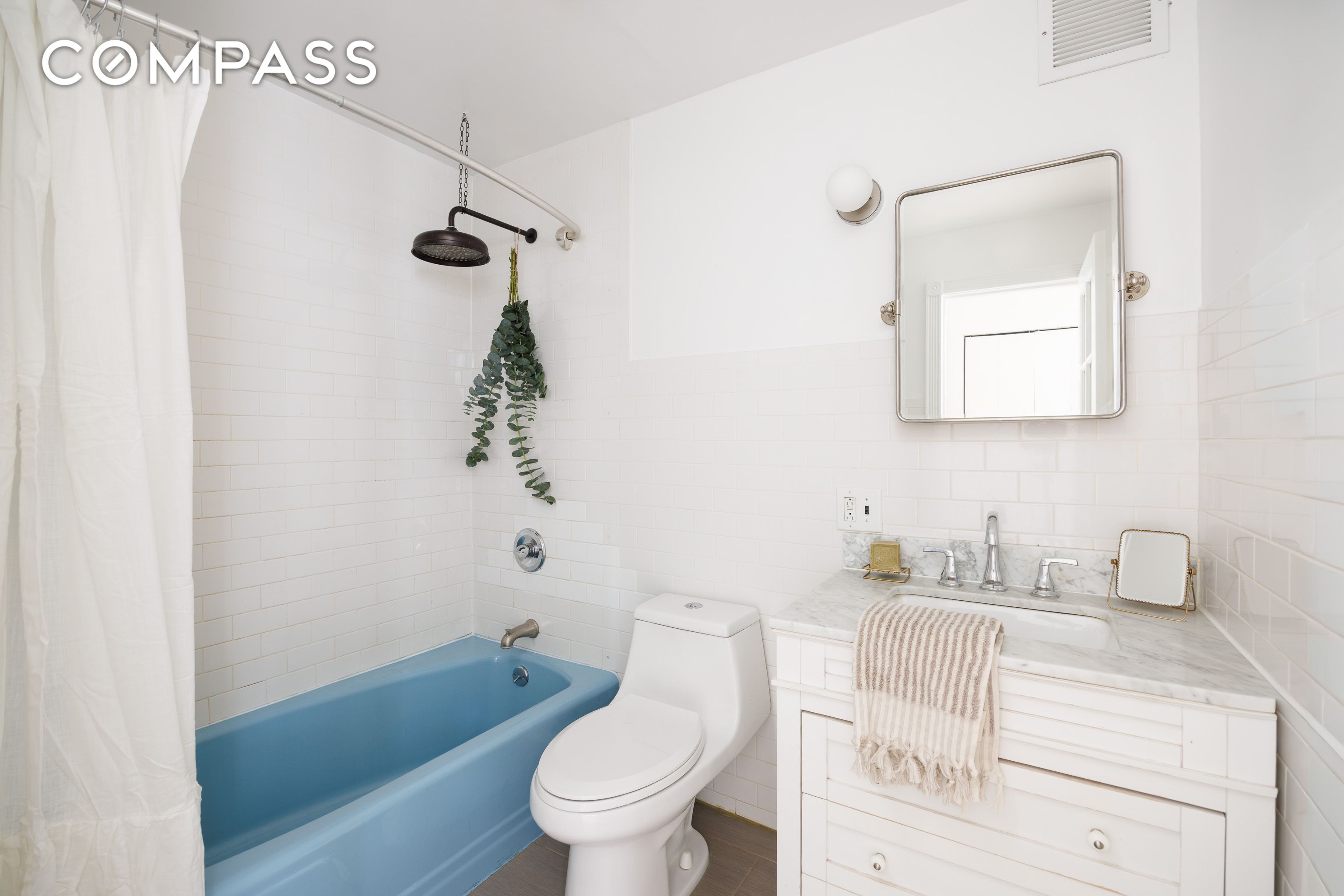 #5 photo, 297 Classon Avenue, Bedford-Stuyvesant , NY 11205