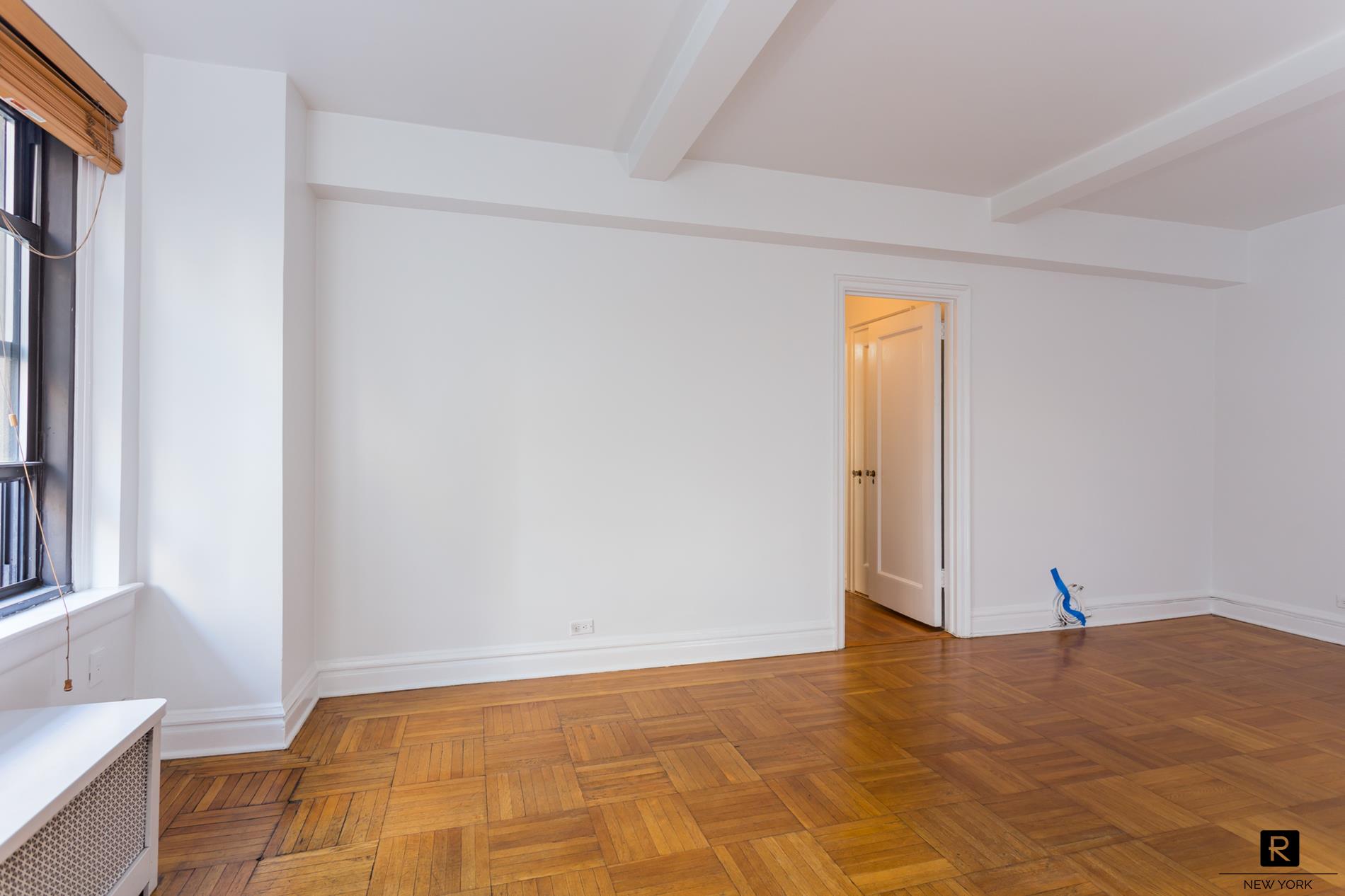 #6 photo, New York City, Lincoln Square , NY 10023