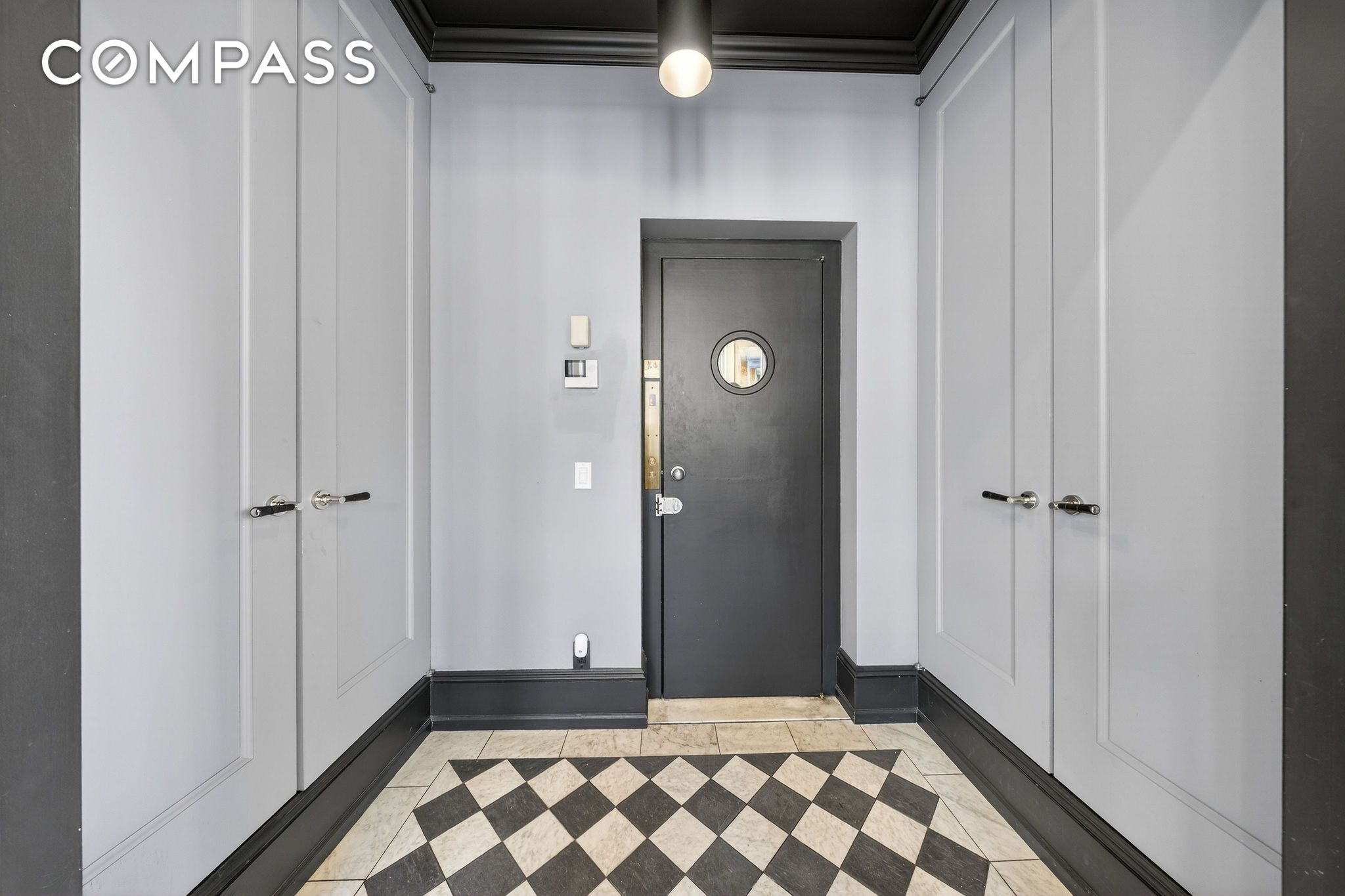 #18 photo, 458 Broadway, SoHo , NY 10013