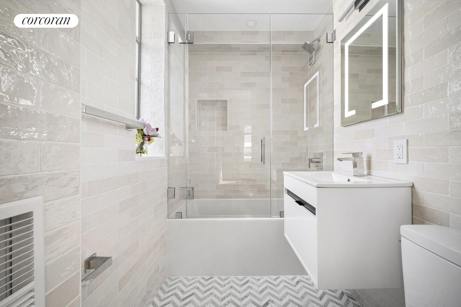 #12 photo, 15 W 84TH Street, Upper West Side , NY 10024