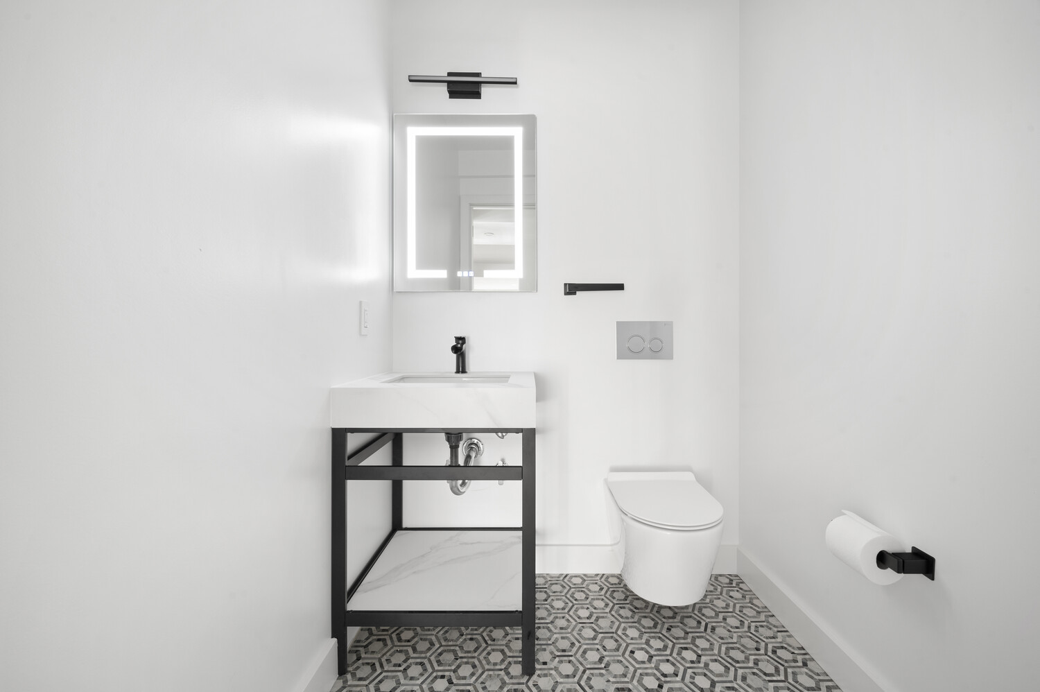 #17 photo, 15 W 84TH Street, Upper West Side , NY 10024