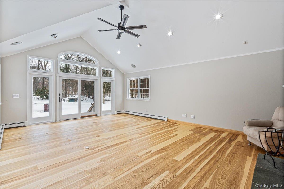 #15 photo, 169 Hickory Street, Port Jefferson , NY 11776