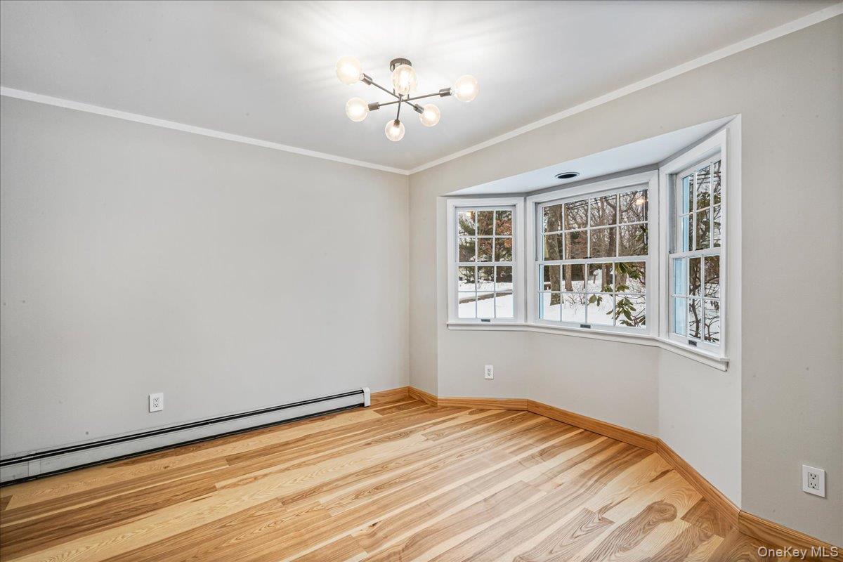 #20 photo, 169 Hickory Street, Port Jefferson , NY 11776