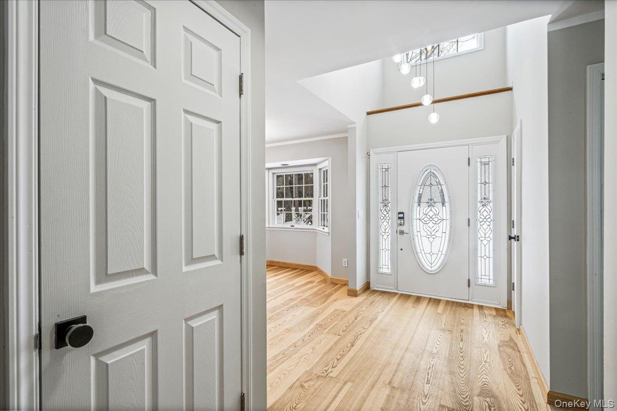 #8 photo, 169 Hickory Street, Port Jefferson , NY 11776