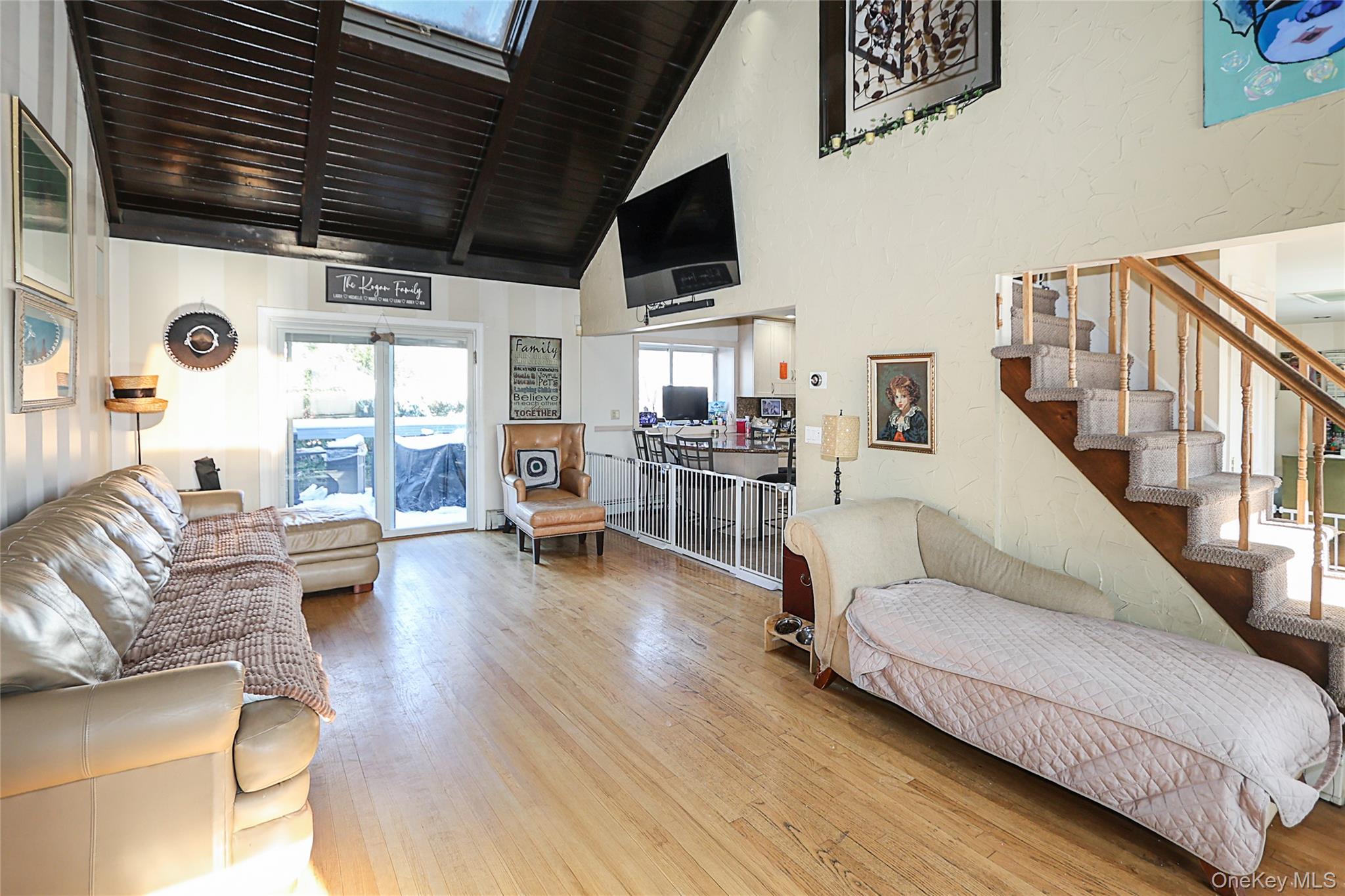 #5 photo, 25 Centre Street, Lynbrook , NY 11563