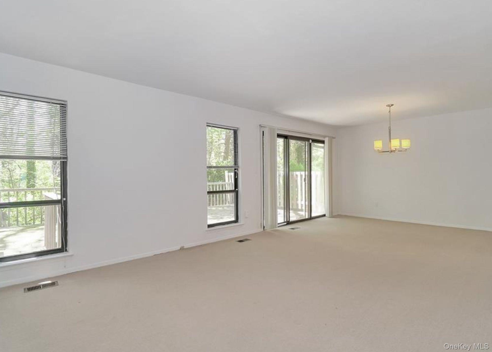 #9 photo, 277 Vista Drive, Jericho , NY 11753