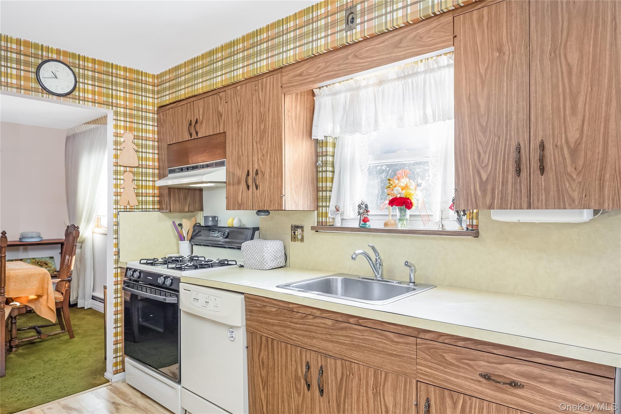 #12 photo, 10 Leanore Drive, 롱 아일랜드 Farmingdale , NY 11735