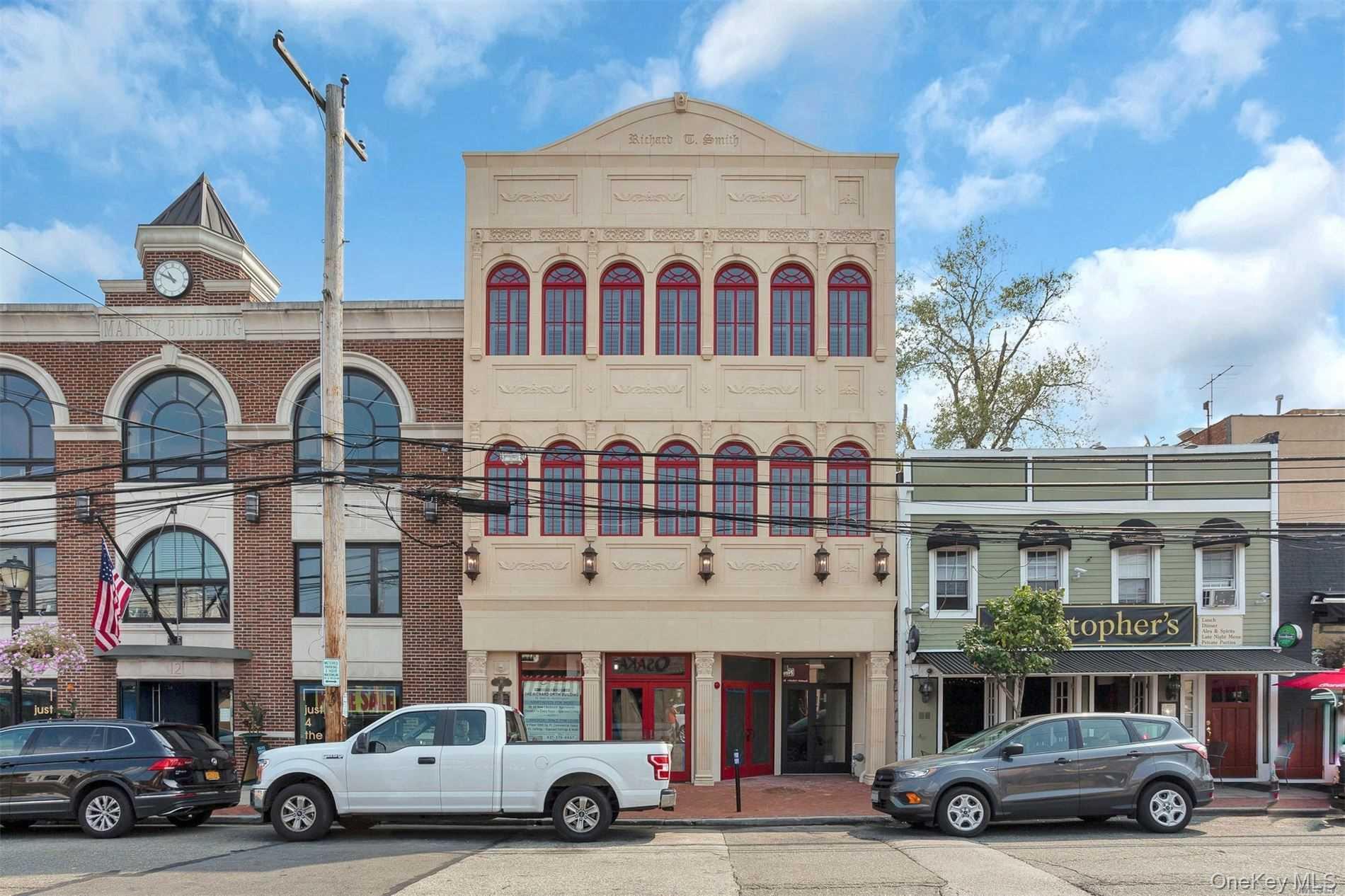 #2 photo, 10 Wall Street, Саффолк ‖ Huntington , NY 11743