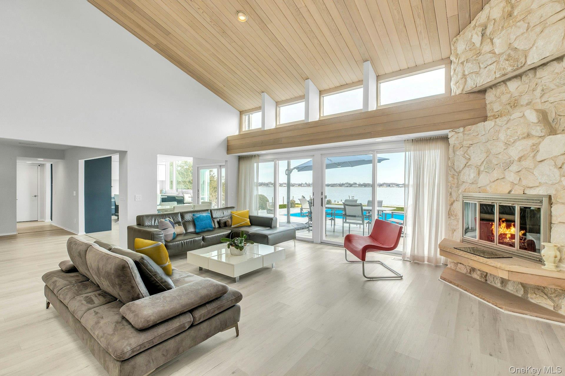 #5 photo, 17 Romana Drive, 东长岛 Hampton Bays , NY 11946