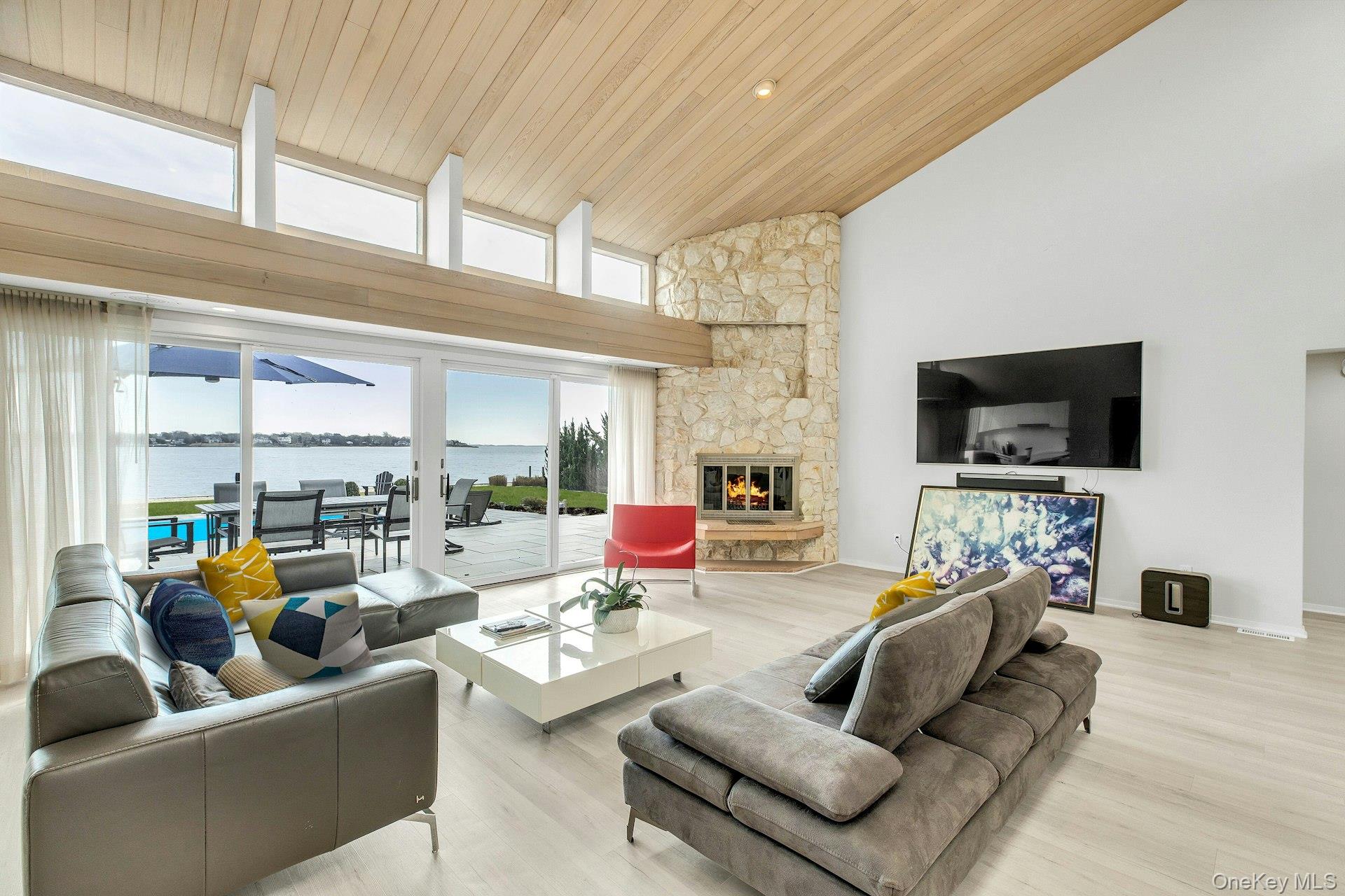 #6 photo, 17 Romana Drive, 东长岛 Hampton Bays , NY 11946