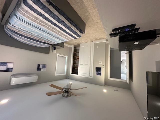 #5 photo, 884 Beach Street, 롱 아일랜드 Lindenhurst , NY 11757