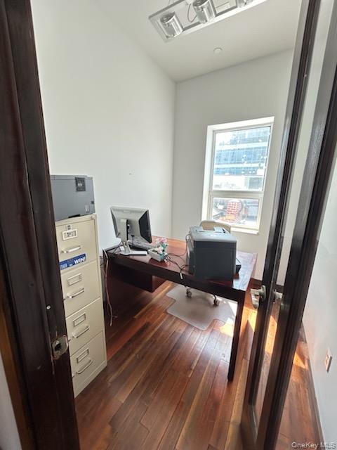 #15 photo, 3256 Steinway Street, 뉴욕퀸즈 Astoria , NY 11103