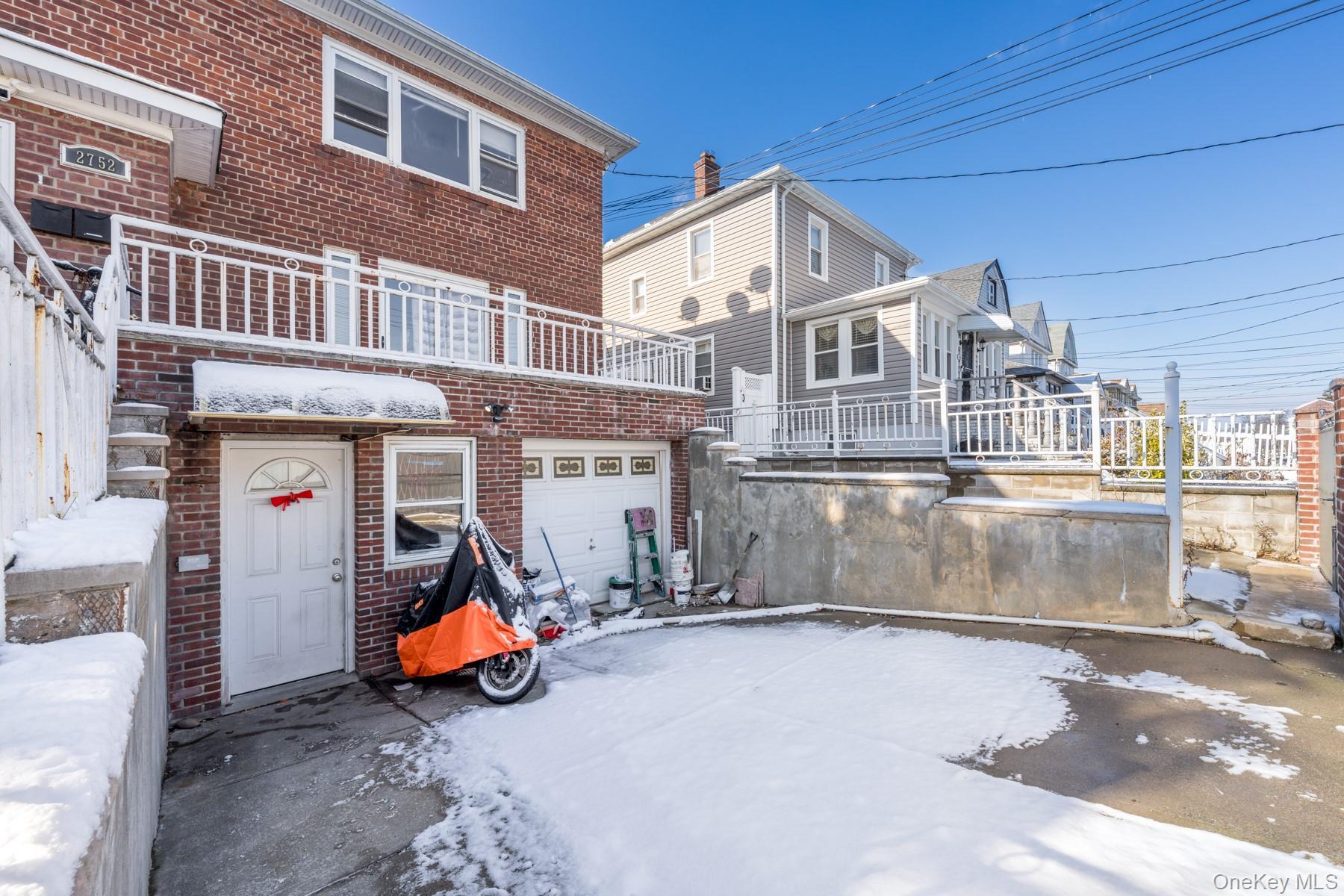 #5 photo, 27-52 Curtis Street, East Elmhurst , NY 11369