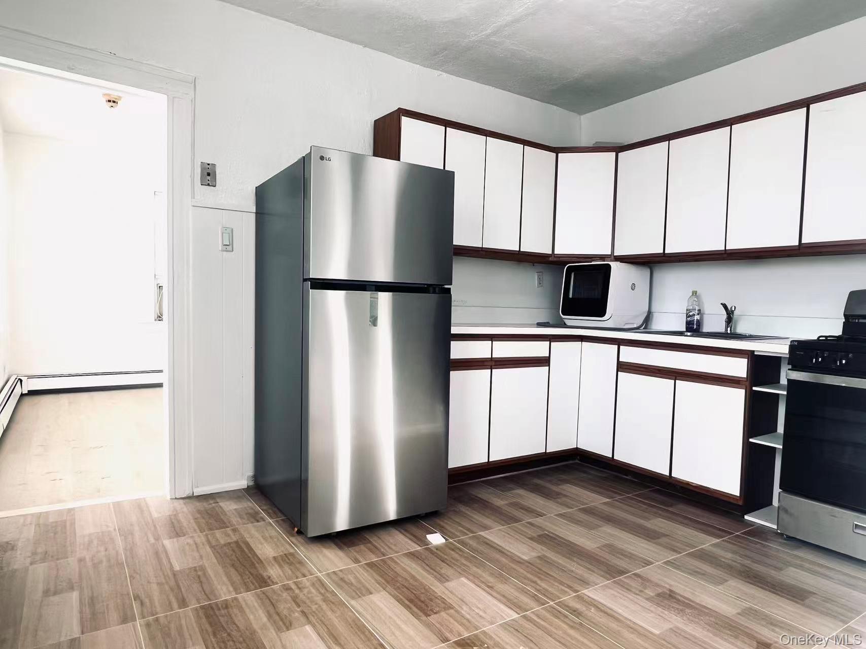 #3 photo, 16 E John Street, 长岛 Hicksville , NY 11801