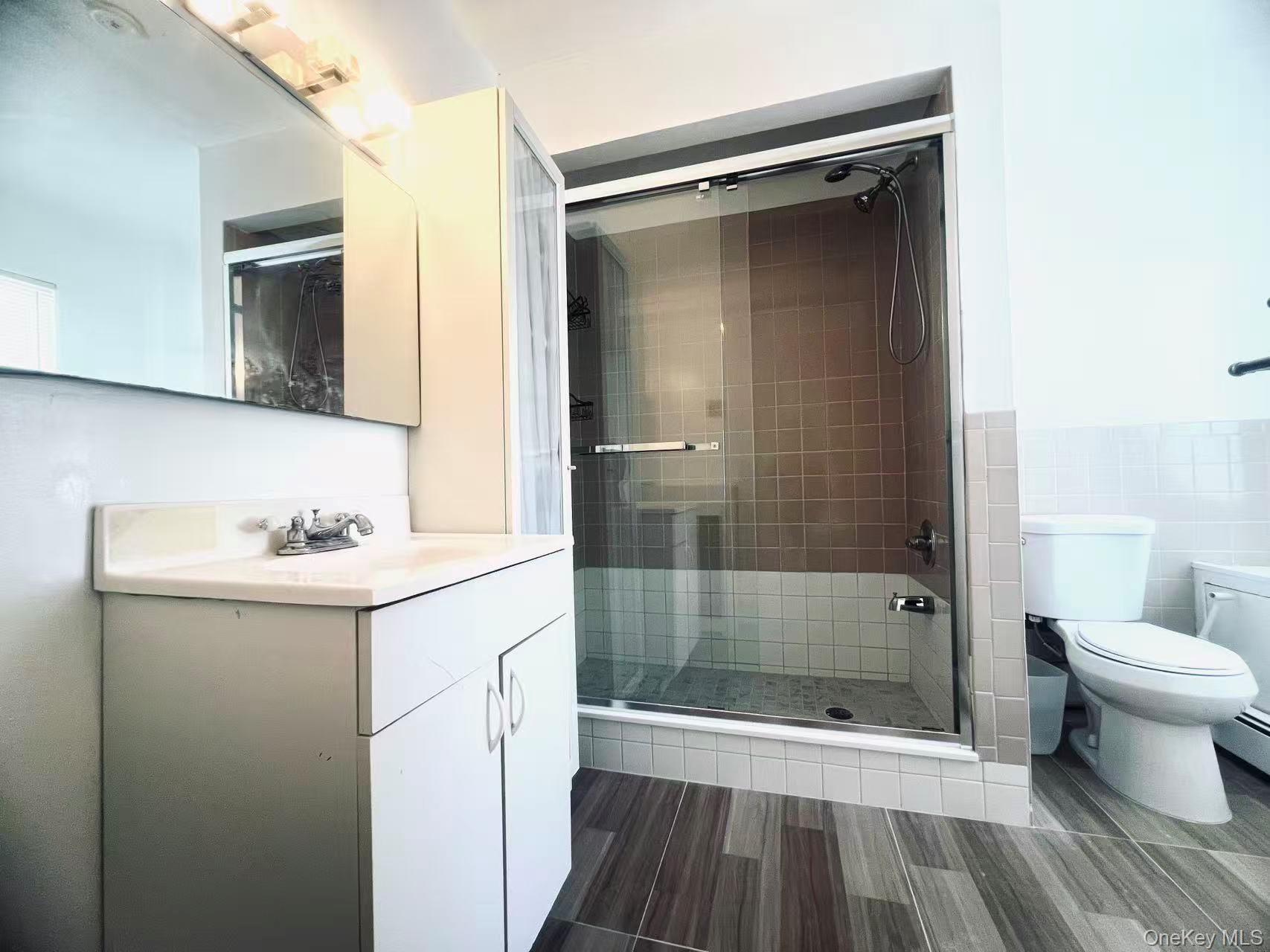 #4 photo, 16 E John Street, 长岛 Hicksville , NY 11801