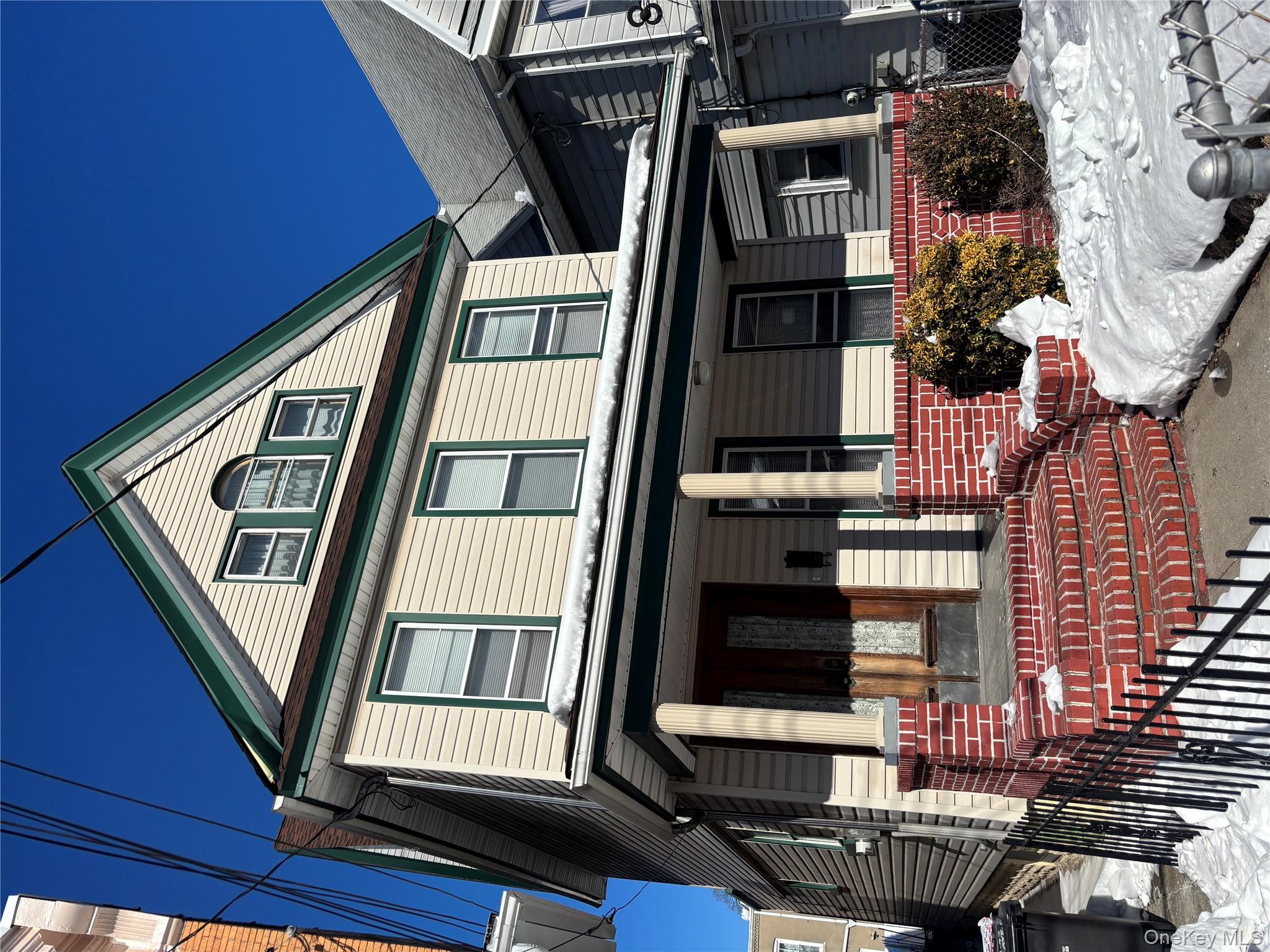 #1 photo, 104-47 89th Avenue, Richmond Hill , NY 11418