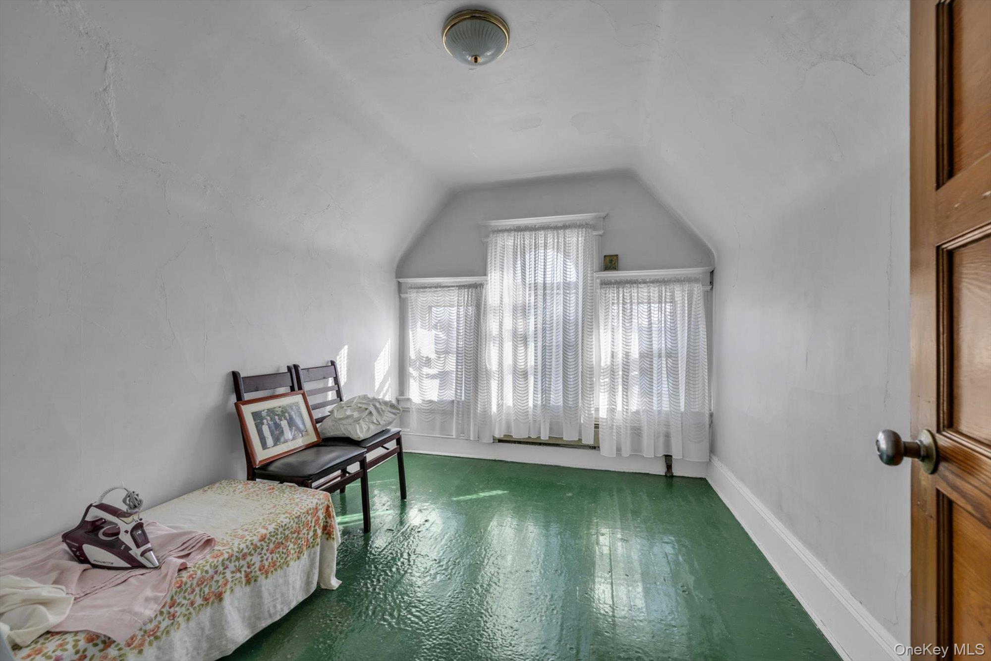 #13 photo, 104-47 89th Avenue, Richmond Hill , NY 11418