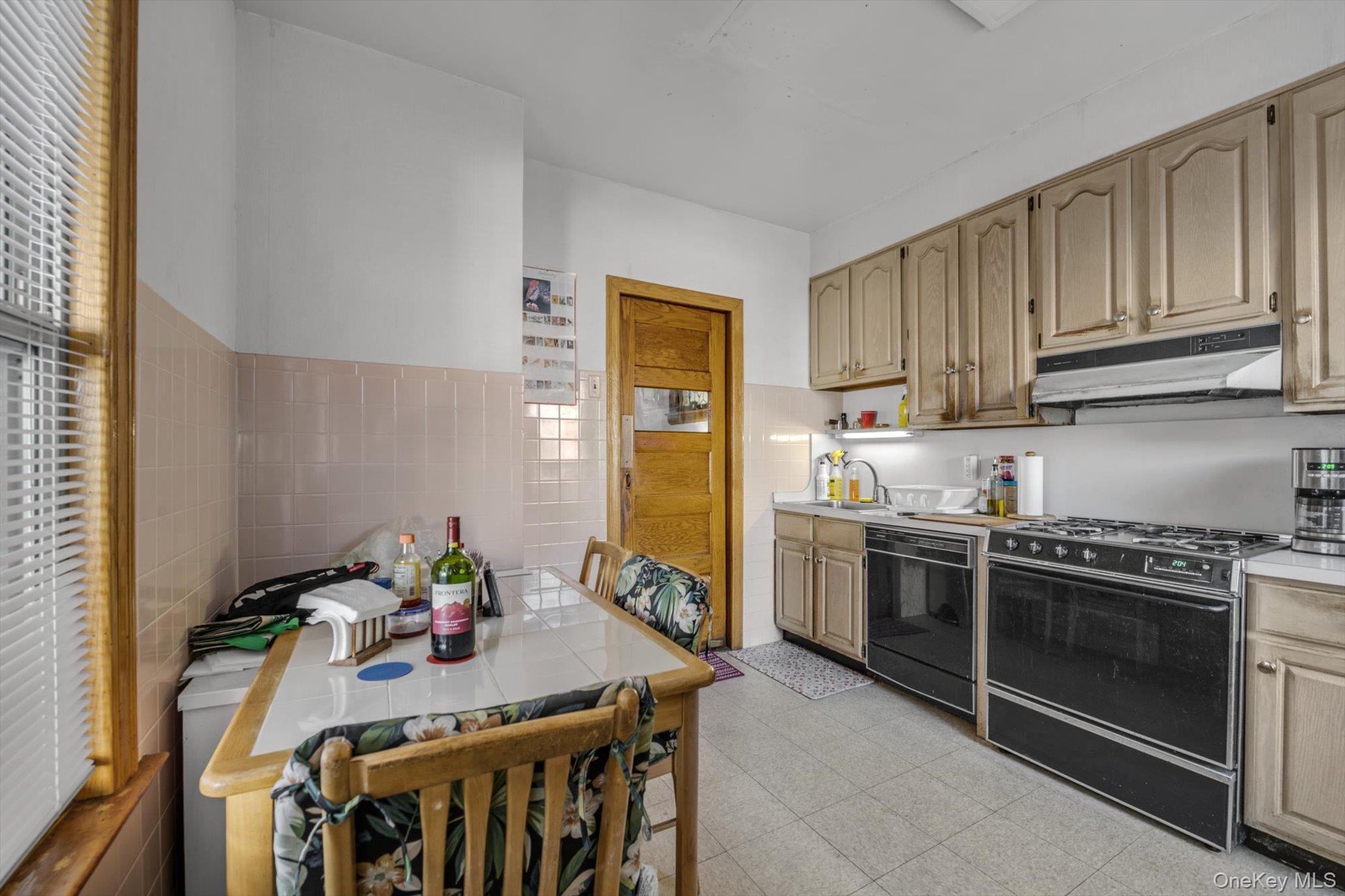 #6 photo, 104-47 89th Avenue, Richmond Hill , NY 11418