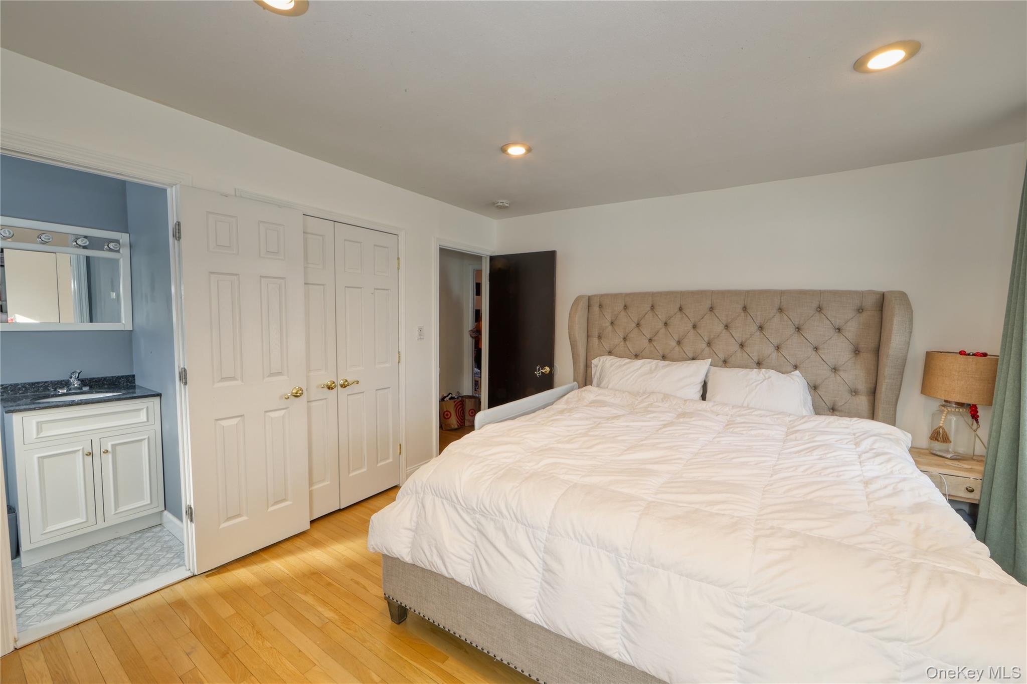 #11 photo, 219 Pond Road, Bohemia , NY 11716