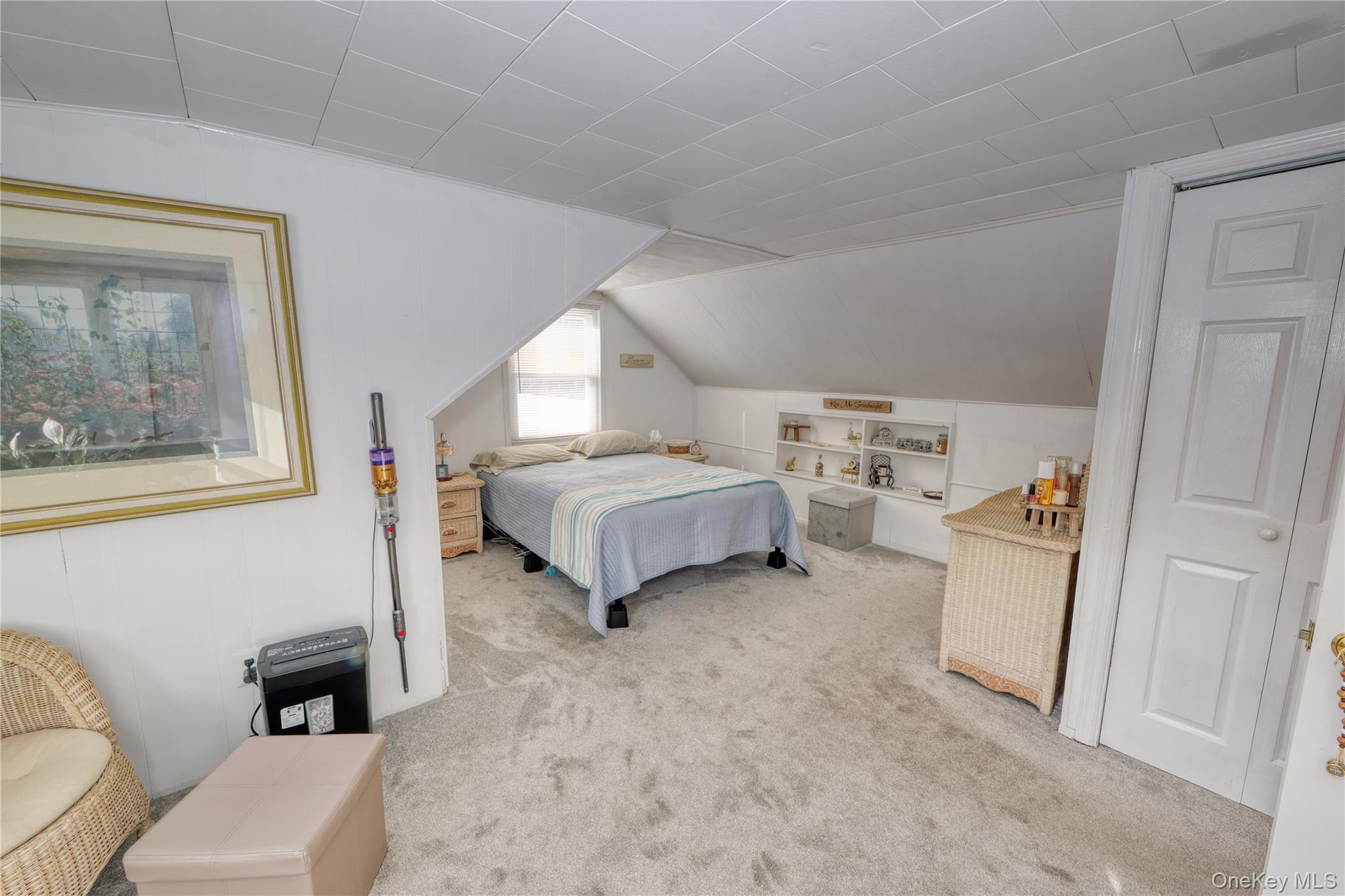 #7 photo, 219 Pond Road, Bohemia , NY 11716