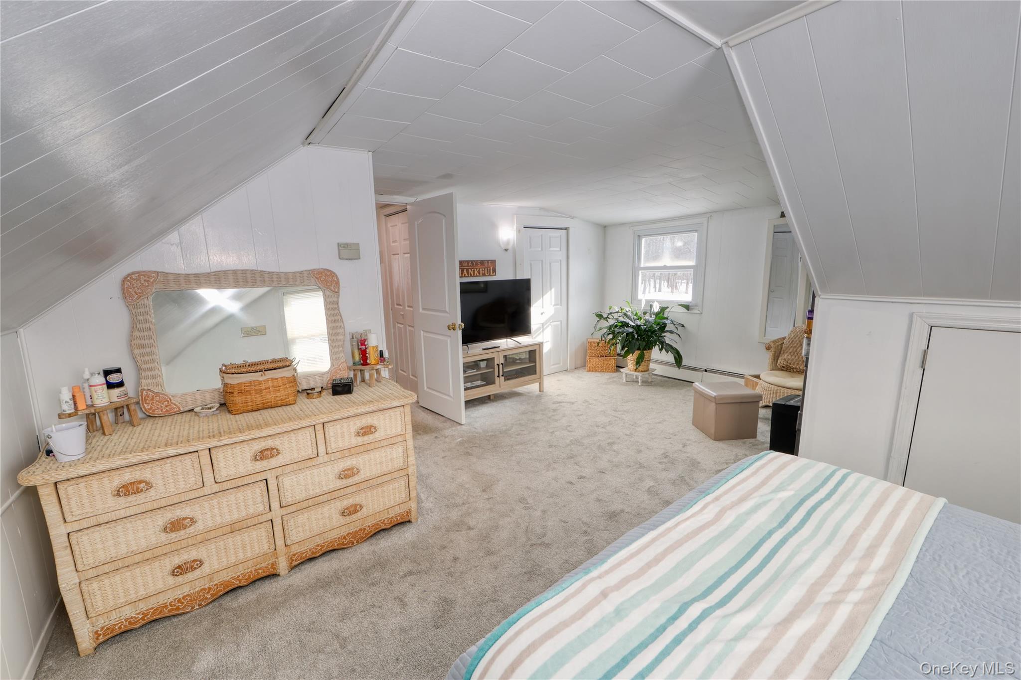 #8 photo, 219 Pond Road, Bohemia , NY 11716