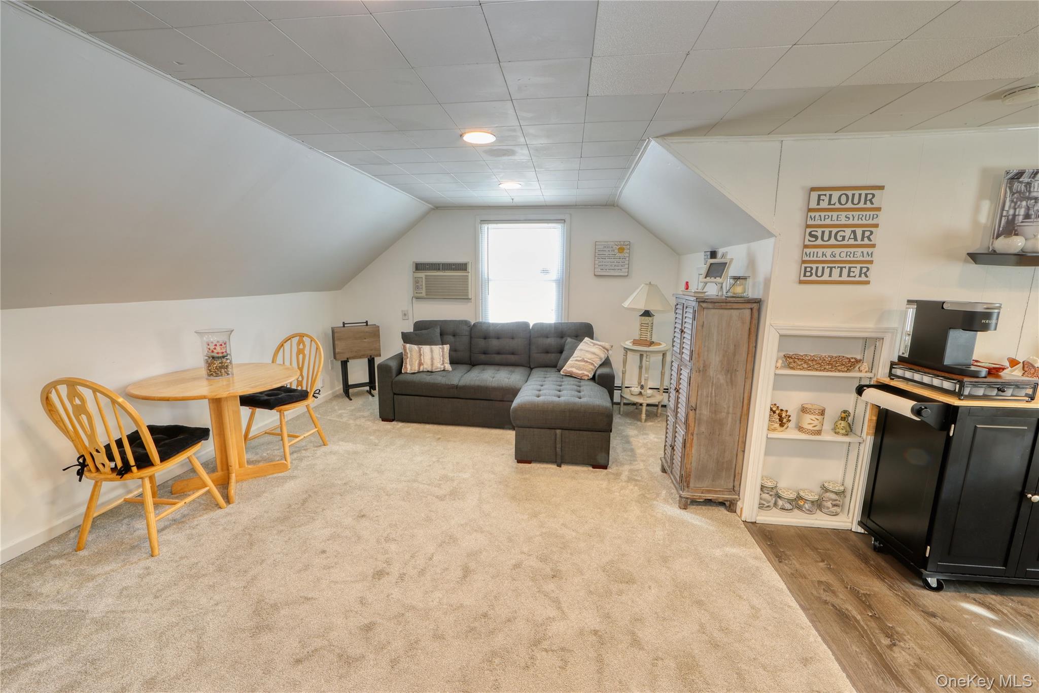 #9 photo, 219 Pond Road, Bohemia , NY 11716