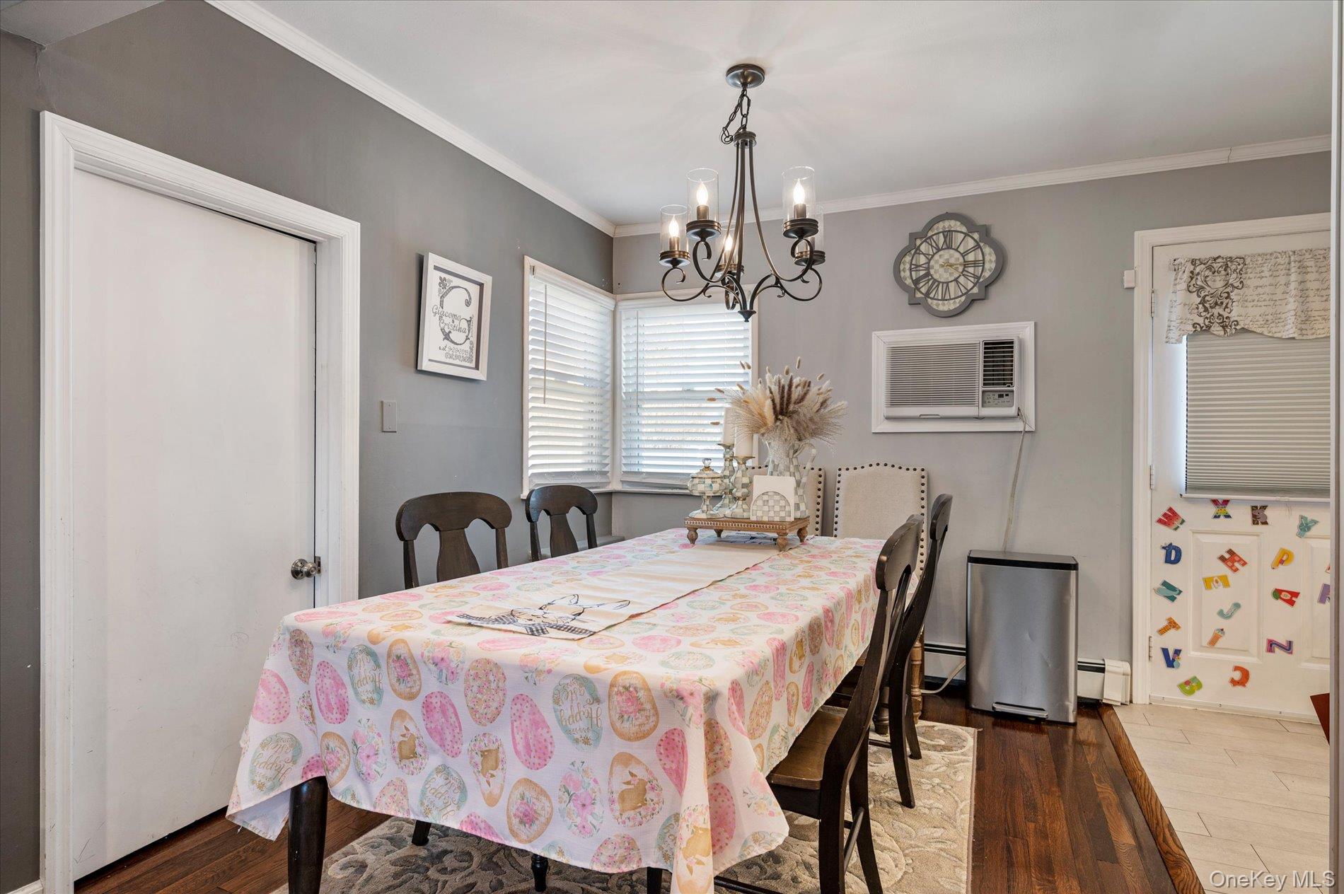 #10 photo, 1 Salem, Hicksville , NY 11801