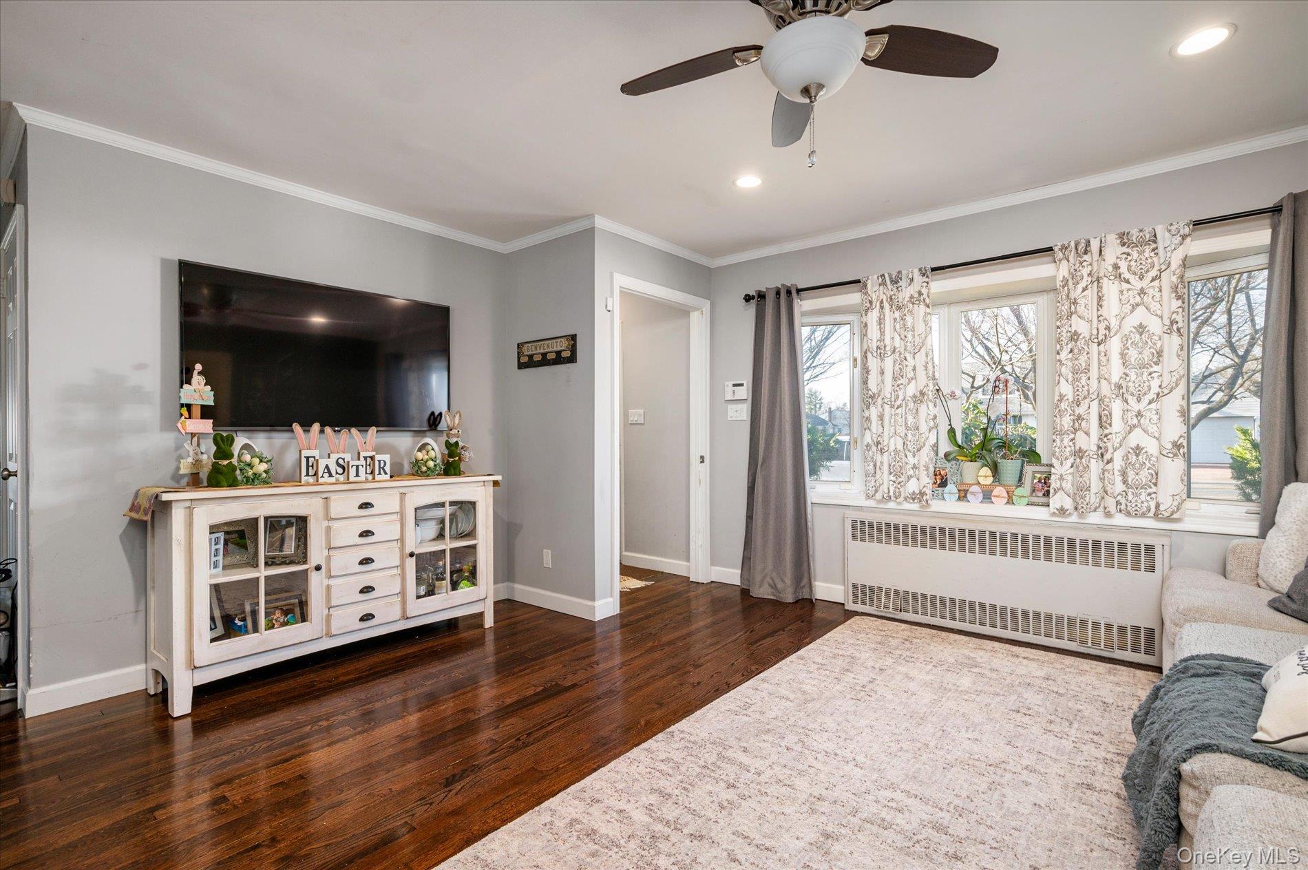 #9 photo, 1 Salem, Hicksville , NY 11801