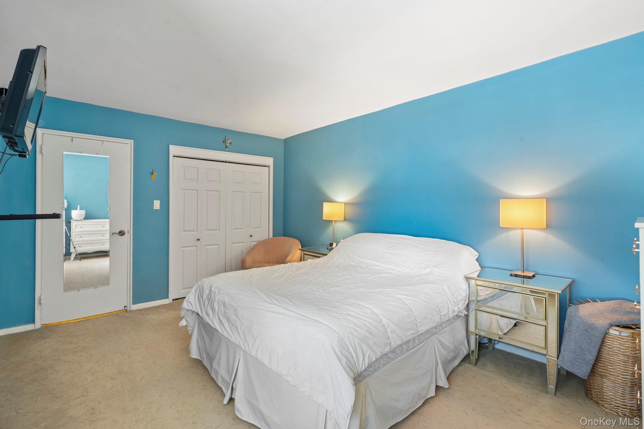 #10 photo, 209-25 18th Avenue, Bayside , NY 11360