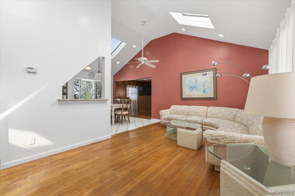 #2 photo, 345 Concord Avenue, East Meadow , NY 11554