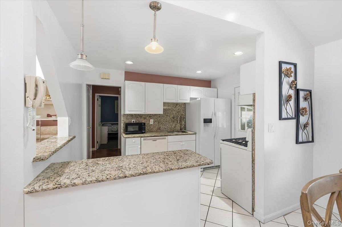 #8 photo, 345 Concord Avenue, East Meadow , NY 11554