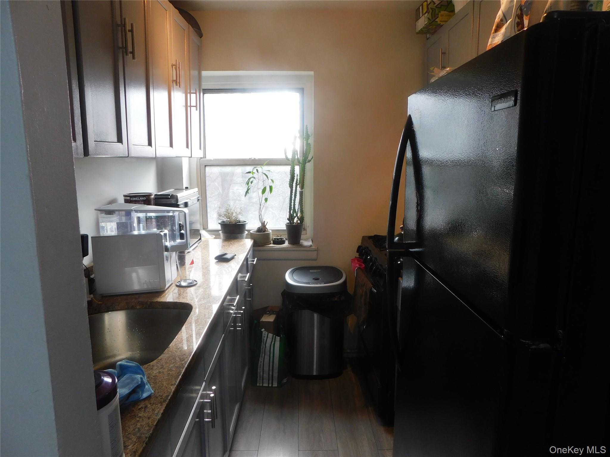 #7 photo, 47 Alta Avenue, Yonkers , NY 10705