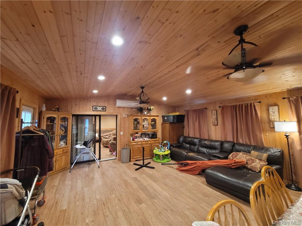 #18 photo, 75 Krum Road, Fallsburg , NY 12733