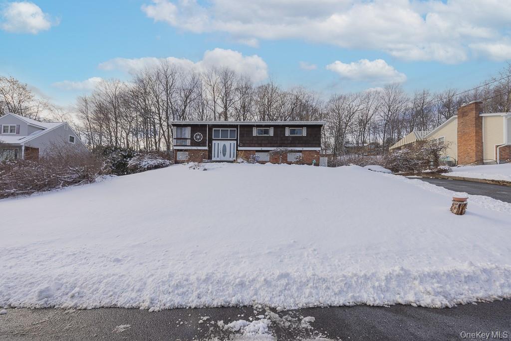 #1 photo, 75 Tennyson Drive, Nanuet , NY 10954