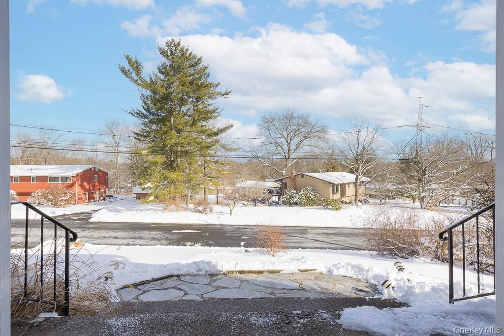 #12 photo, 75 Tennyson Drive, Nanuet , NY 10954