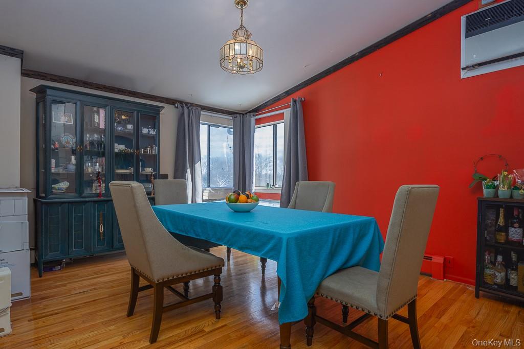 #14 photo, 75 Tennyson Drive, Nanuet , NY 10954