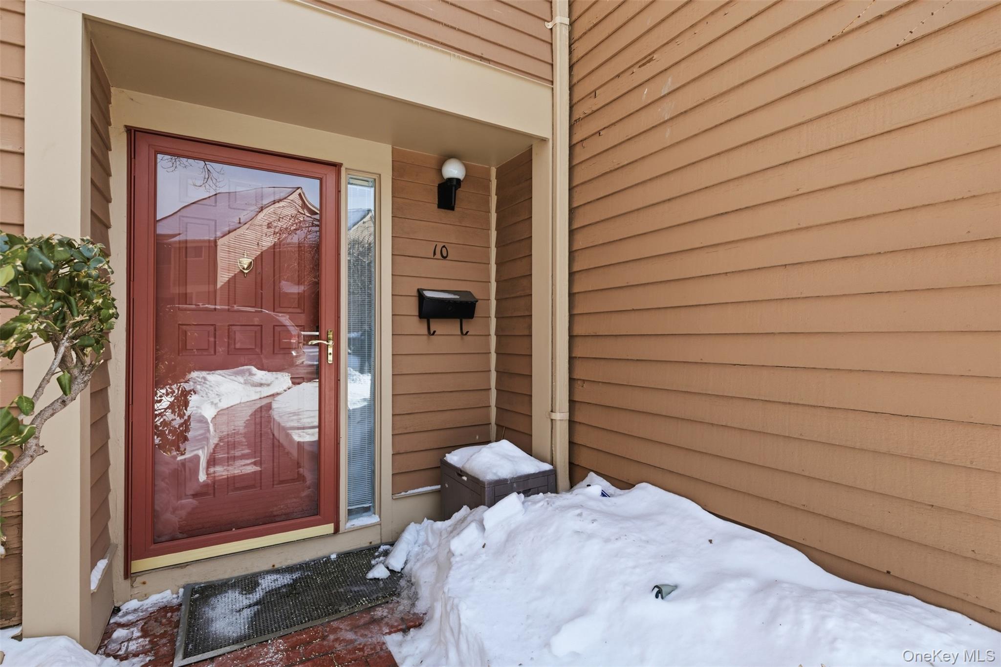 #2 photo, 10 Bayberry Lane, Rye Brook , NY 10573