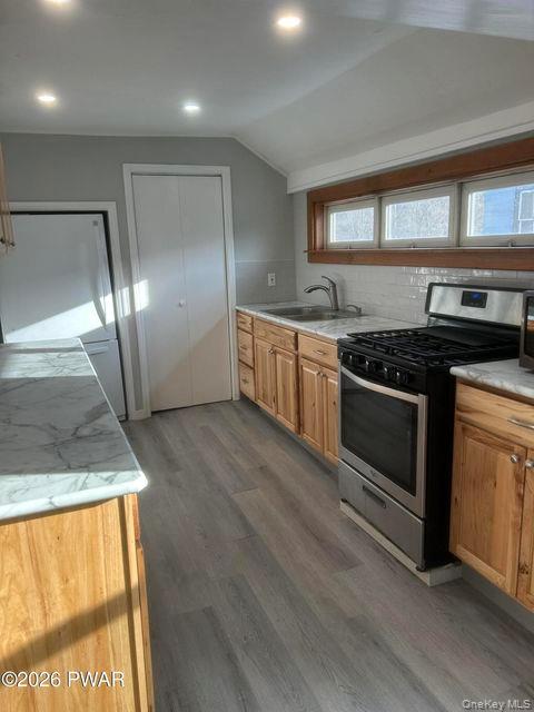 #6 photo, 100 Richardson Avenue, Shohola , NY 18458