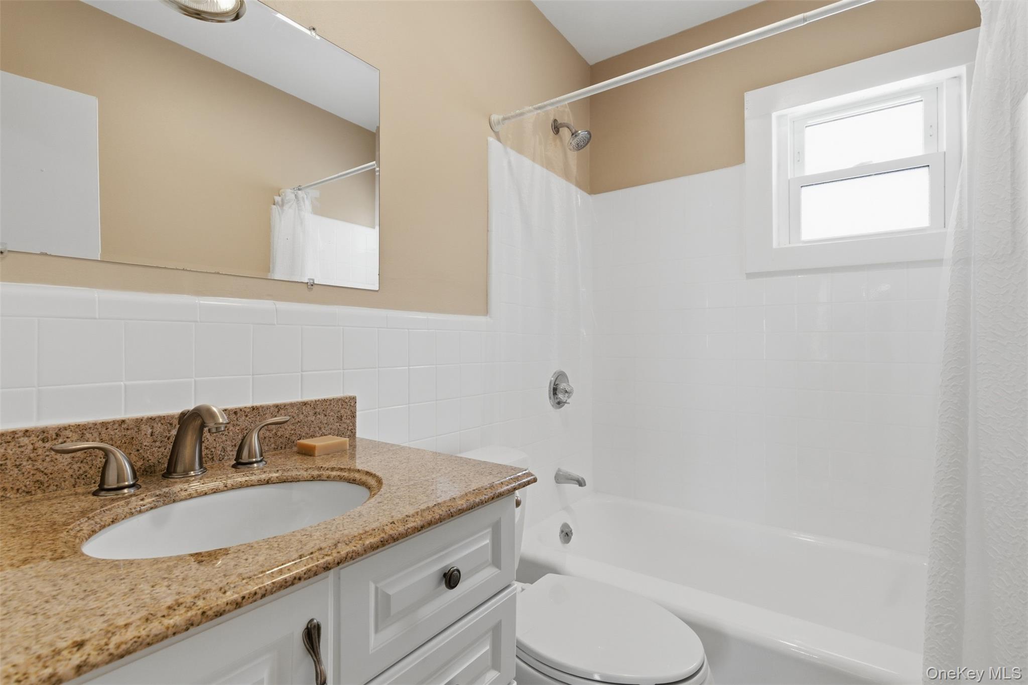 #19 photo, 93 Smith Avenue, White Plains , NY 10605