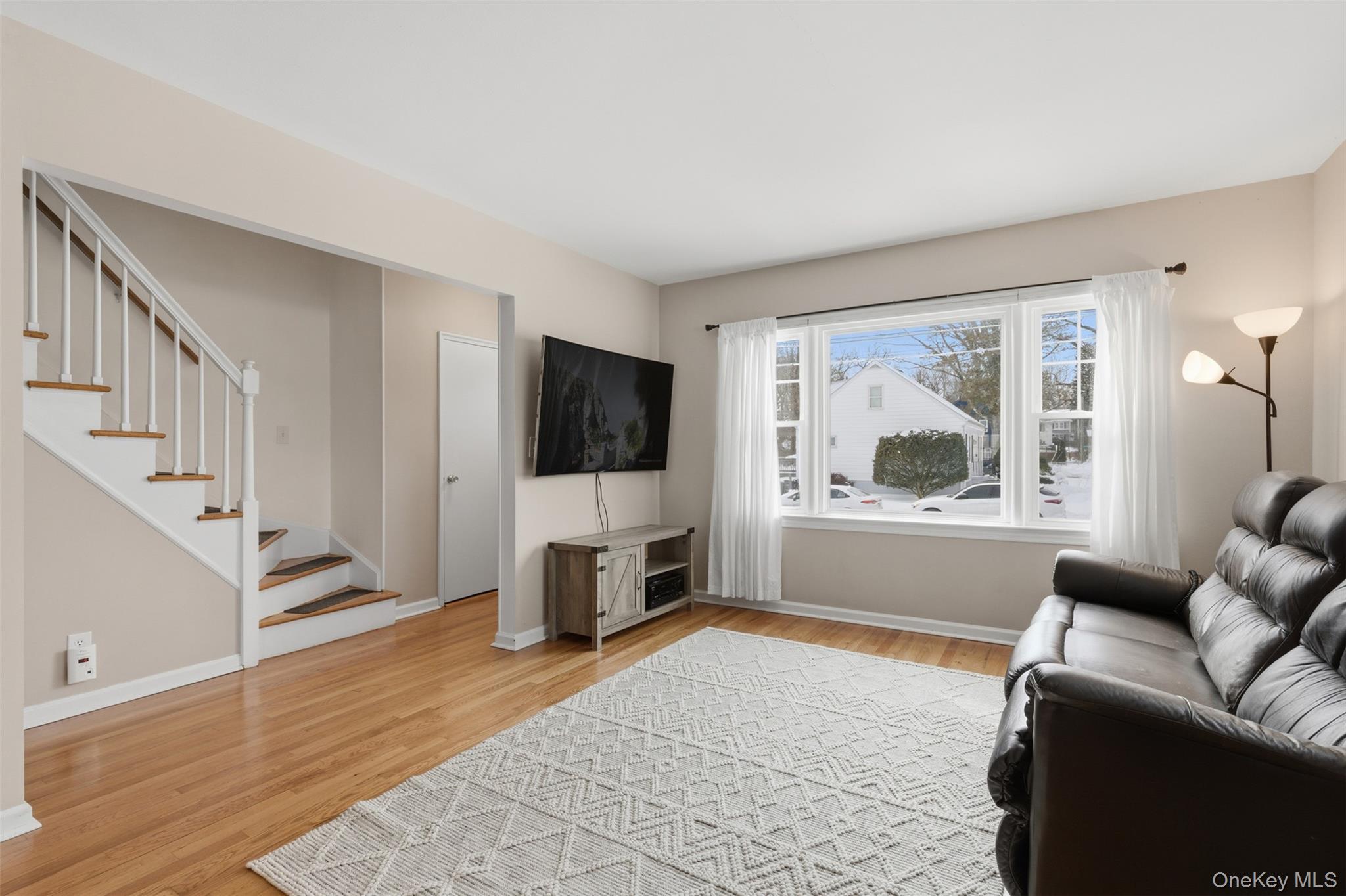 #5 photo, 93 Smith Avenue, White Plains , NY 10605