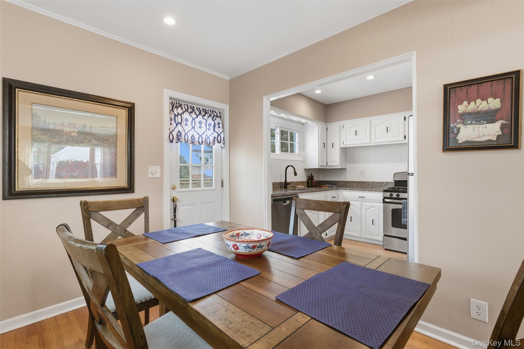 #8 photo, 93 Smith Avenue, White Plains , NY 10605