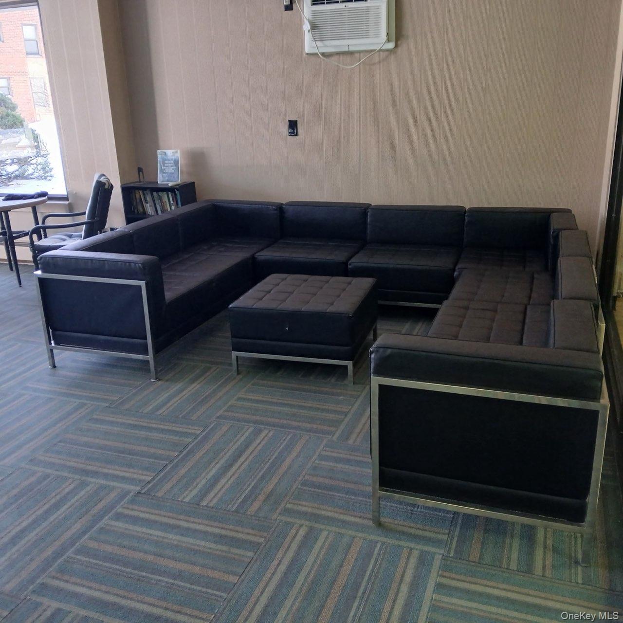 #16 photo, 181 Pearsall Drive, Mount Vernon , NY 10552