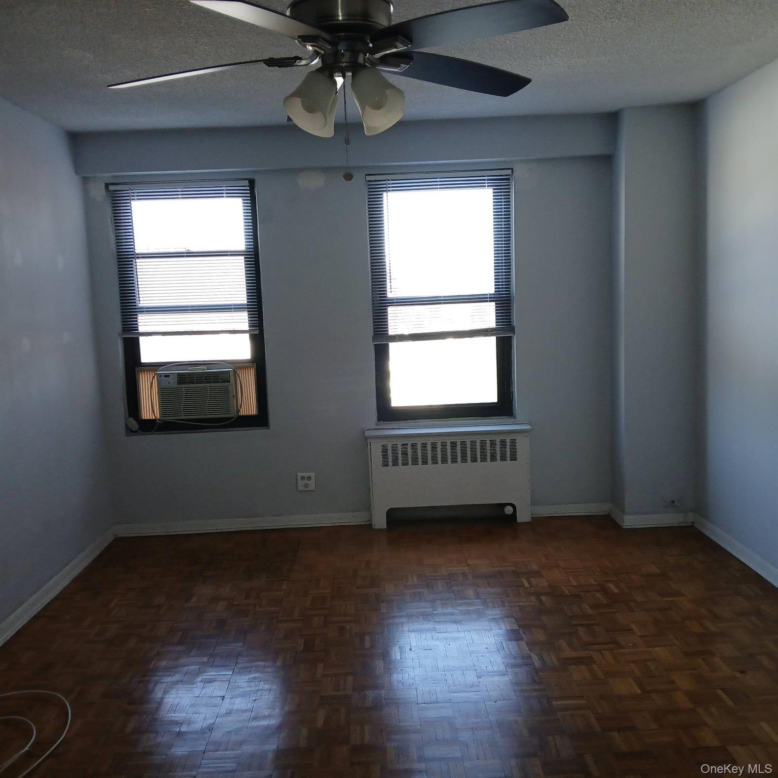 #6 photo, 181 Pearsall Drive, Mount Vernon , NY 10552