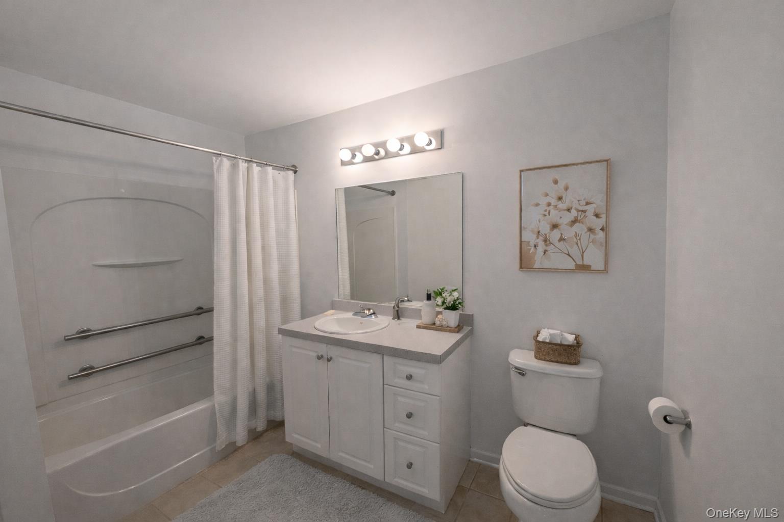 #5 photo, 100 Woodcrest Lane, Mount Kisco , NY 10549